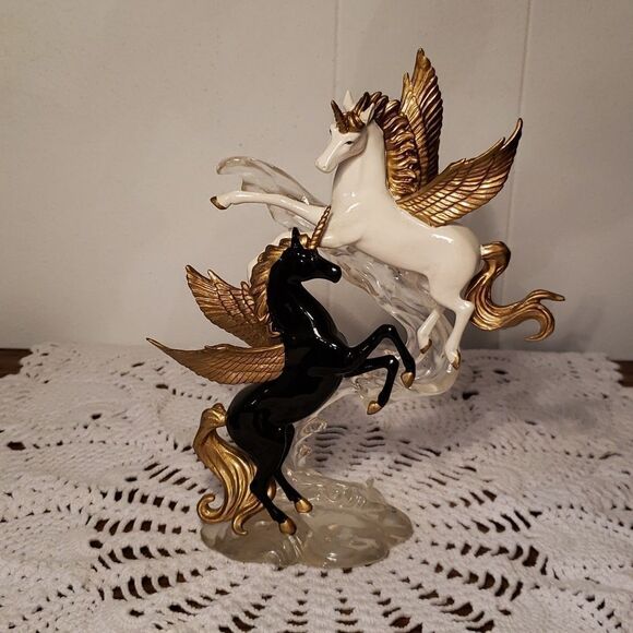 Hamilton Collection "Love Soars Eternal" from Wings of Love Collection - Picture 3 of 8